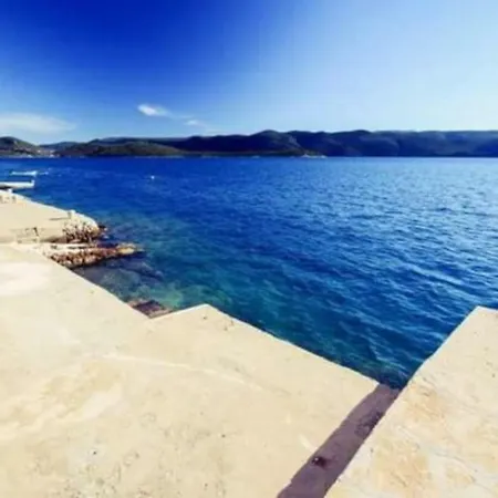 Πανσιόν And Zamak 3*